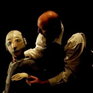 Scopri di più sull'articolo “Piccole Modifiche” in prima nazionale al Festival Teatro sull’Acqua