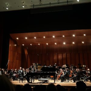 Scopri di più sull'articolo Il concerto di San Valentino al Carlo Felice con Brahms e Šostakovič