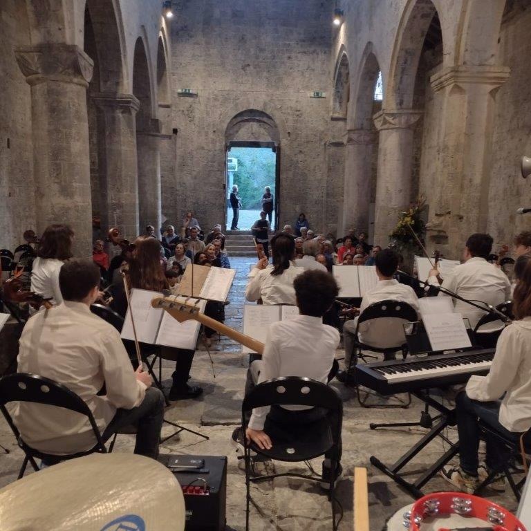 Scopri di più sull'articolo Cervo – la musica nel DNA del borgo